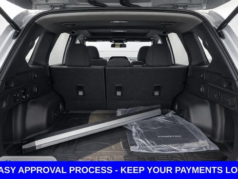 Used 2025 Subaru Forester Premium AWD/4WD image 15