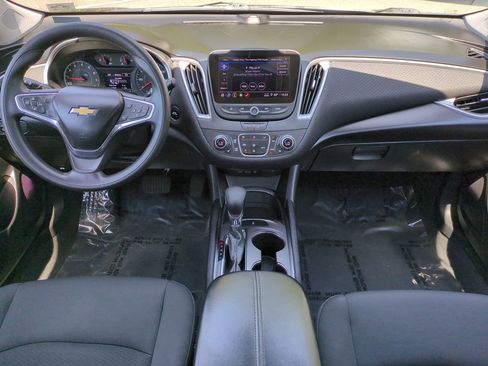 Used 2022 Chevrolet Malibu LT FWD image 14
