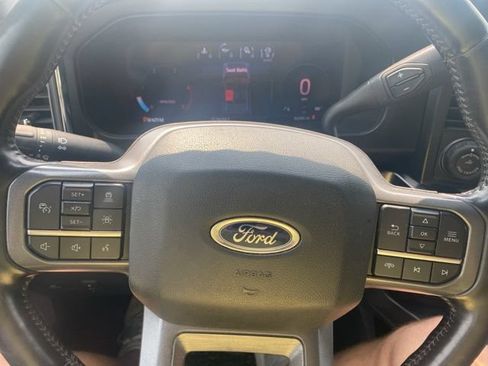 Used 2023 Ford F250 Lariat w/ Lariat Ultimate Package AWD/4WD image 20
