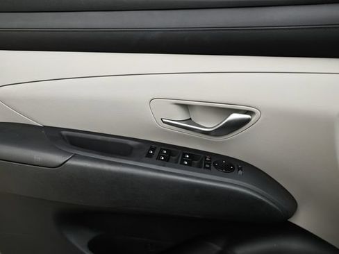 Used 2025 Hyundai Tucson SEL AWD/4WD image 14