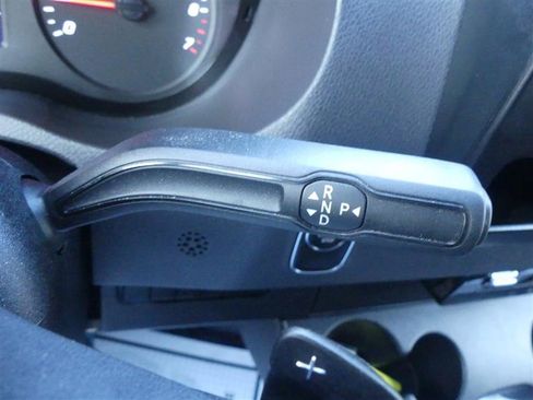 Used 2023 Mercedes-Benz Sprinter 1500 image 16