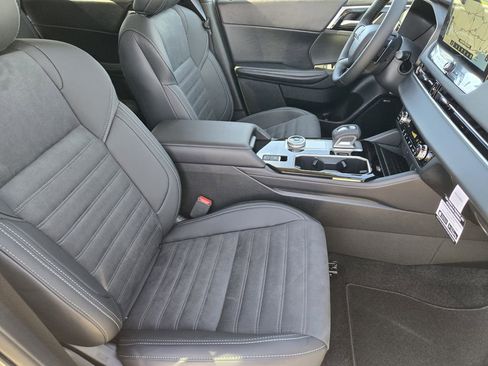 New 2026 Mitsubishi Outlander Trail Edition image 11