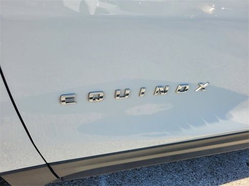 Used 2021 Chevrolet Equinox LS image 4