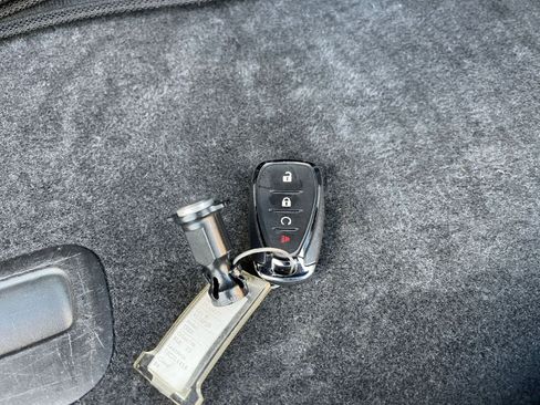 Used 2025 Chevrolet Trax LT image 22