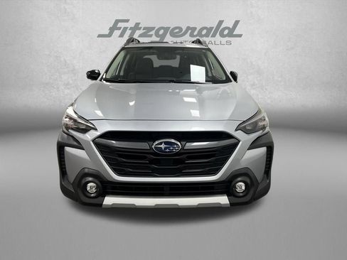 Used 2025 Subaru Outback Limited XT image 11