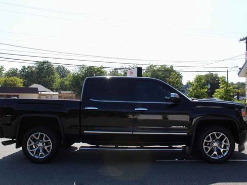 Used 2015 GMC Sierra 1500 Denali RWD image 4