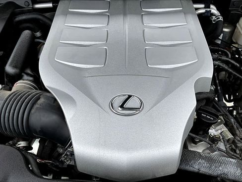 Used 2020 Lexus GX 460 Luxury w/ Accessory Package image 33