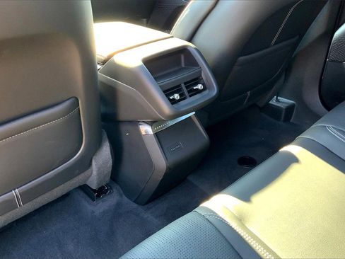 New 2025 Cadillac Lyriq Luxury image 21