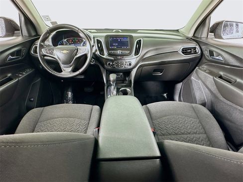 Used 2022 Chevrolet Equinox LT image 28