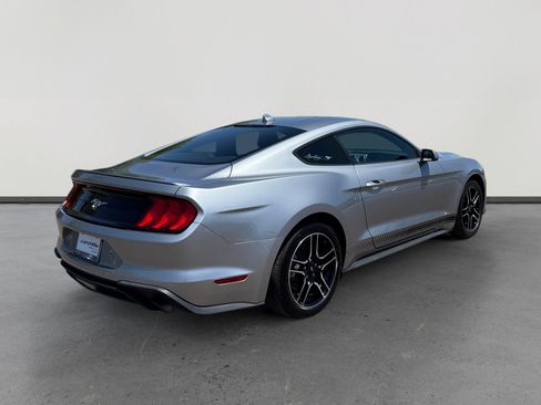 Used 2023 Ford Mustang Premium image 5