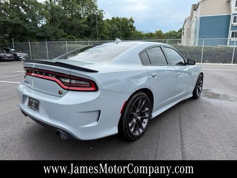 Used 2022 Dodge Charger Scat Pack RWD image 6