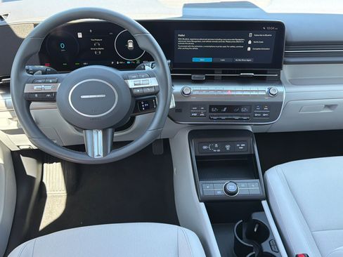 Used 2024 Hyundai Kona SEL FWD image 22