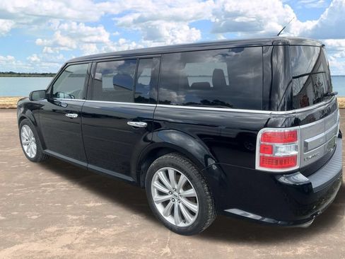 Used 2018 Ford Flex Limited w/ Equipment Group 303A AWD/4WD image 4