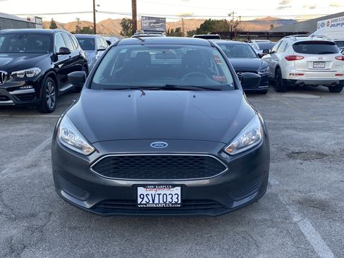 Used 2018 Ford Focus S image 3