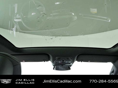 Used 2025 Cadillac Lyriq Luxury w/ LPO, Floor Liner Package AWD/4WD image 18