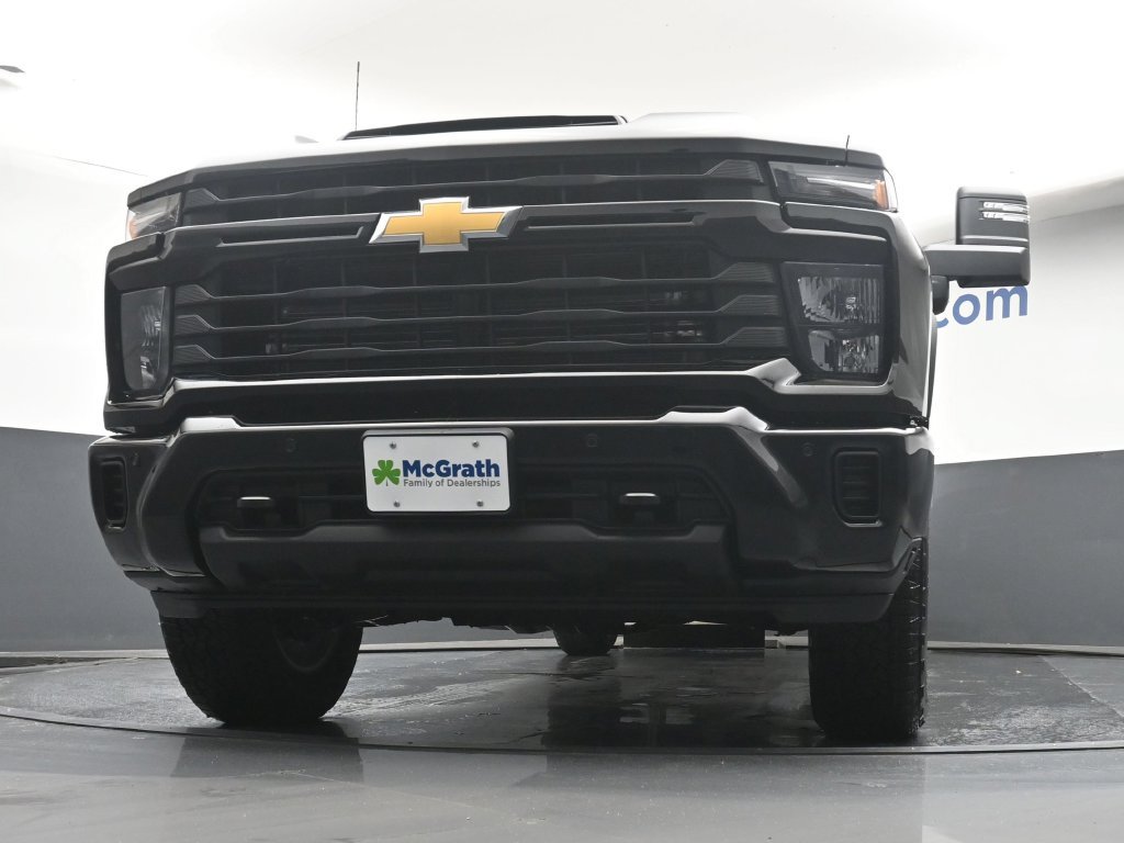 New 2026 Chevrolet Silverado 2500 Custom w/ Custom Value Package AWD/4WD image 7