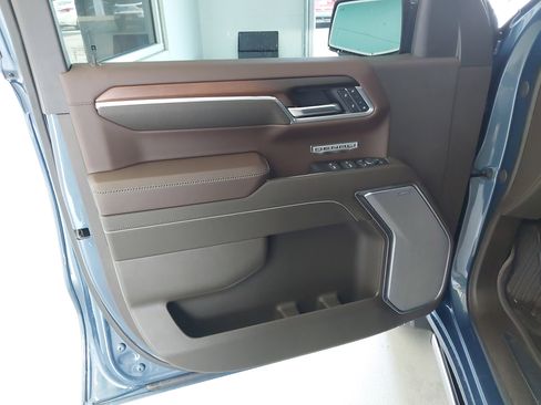 Used 2025 GMC Sierra 1500 Denali w/ Denali Reserve Package image 24