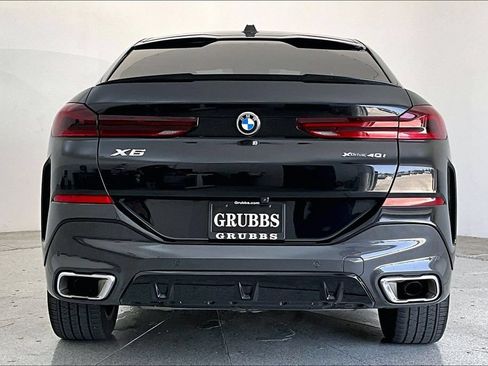 Used 2024 BMW X6 xDrive40i w/ Parking Assistance Package AWD/4WD image 4