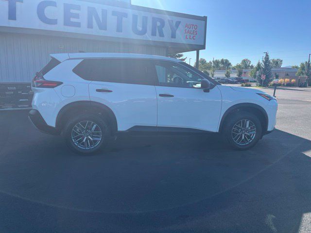 Used 2023 Nissan Rogue S AWD/4WD image 15
