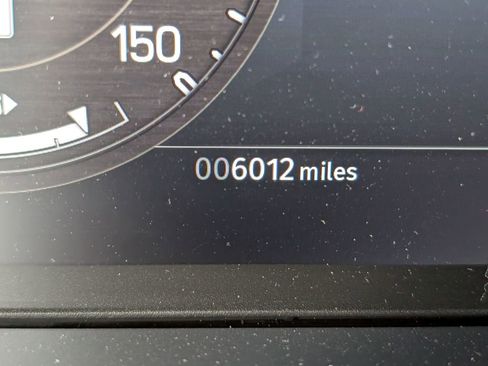 Used 2023 Land Rover Defender 90 V8 image 27