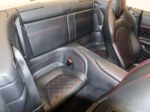 Used 2017 Ferrari California T RWD image 52