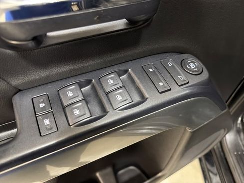 Used 2018 Chevrolet Silverado 1500 LT w/ All Star Edition AWD/4WD image 18