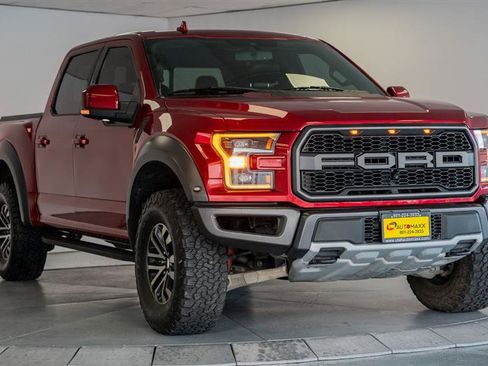 Used 2019 Ford F150 Raptor w/ Equipment Group 802A Luxury image 3