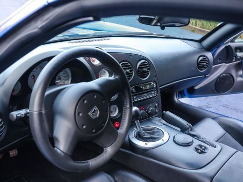 Used 2006 Dodge Viper SRT-10 RWD image 9