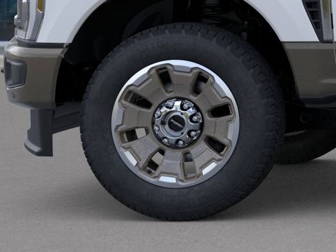 New 2026 Ford F250 King Ranch w/ FX4 Off-Road Package image 21