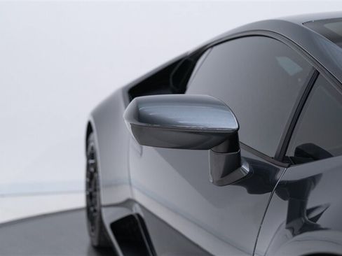 Used 2016 Lamborghini Huracan LP 580-2 RWD image 24