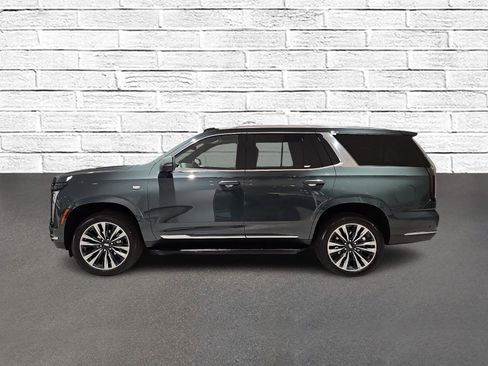 Certified 2025 Cadillac Escalade Premium Luxury image 3