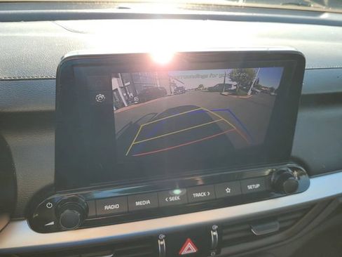Used 2024 Kia Forte LXS FWD image 13