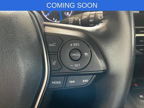 Used 2021 Toyota Venza Limited AWD/4WD image 12
