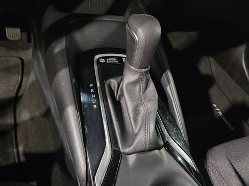 Used 2024 Toyota Corolla SE image 31