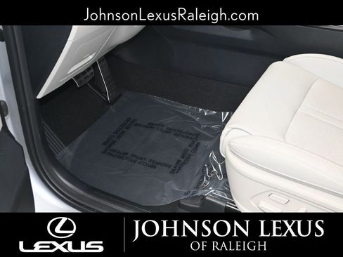 Used 2023 Kia Sorento SX Prestige image 12