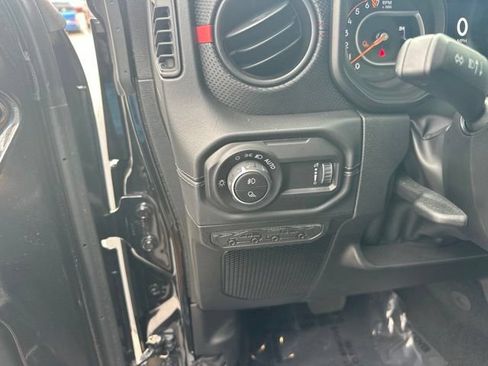 Used 2026 Jeep Gladiator Rubicon w/ Safety Group AWD/4WD image 20