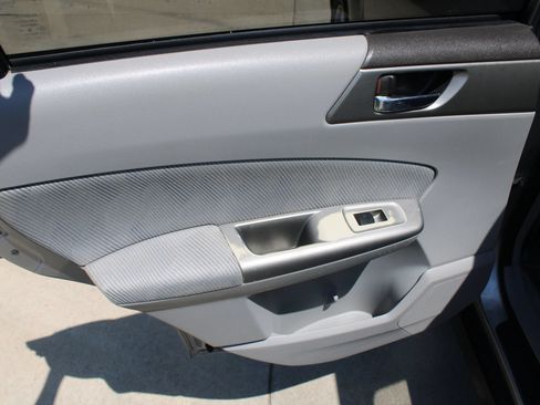 Used 2010 Subaru Forester 2.5X Premium w/ Popular Equipment Group 1A AWD/4WD image 18