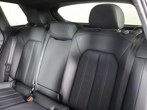 Used 2023 Audi Q4 e-tron Premium Plus w/ Premium Plus image 33