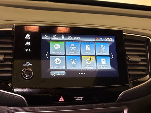 Used 2023 Honda Passport TrailSport image 27