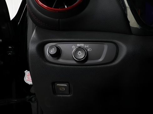 Used 2025 Chevrolet Blazer RS image 18