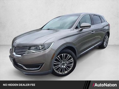 Used 2017 Lincoln MKX Reserve w/ Lincoln MKX Climate Package AWD/4WD image 1