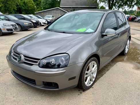 Used 2007 Volkswagen Rabbit 4-Door FWD image 2