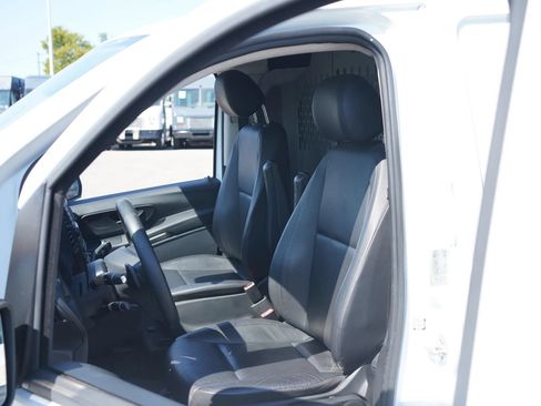 Used 2017 Mercedes-Benz Metris w/ Blind Spot Assist Package image 16