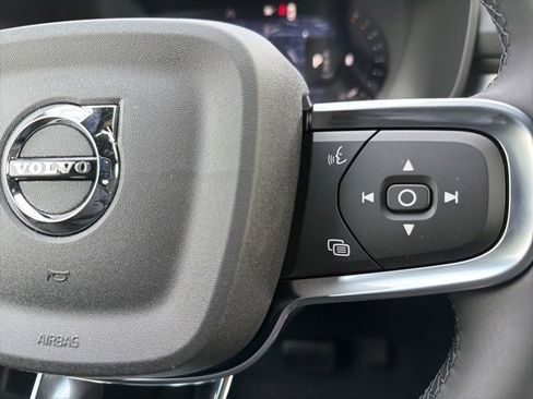 New 2026 Volvo XC40 B5 Ultra w/ Protection Package Premier image 18