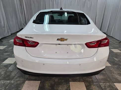 Used 2023 Chevrolet Malibu LS w/ Driver Confidence Package FWD image 4