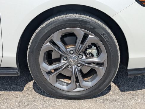 Used 2023 Honda Accord EX-L image 11