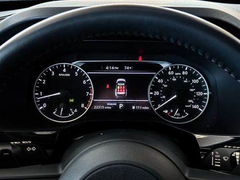 Used 2025 Nissan Pathfinder SV image 43