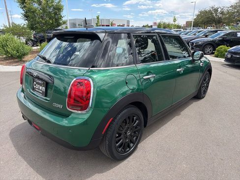 Used 2020 MINI Cooper 4-Door Hardtop FWD image 8