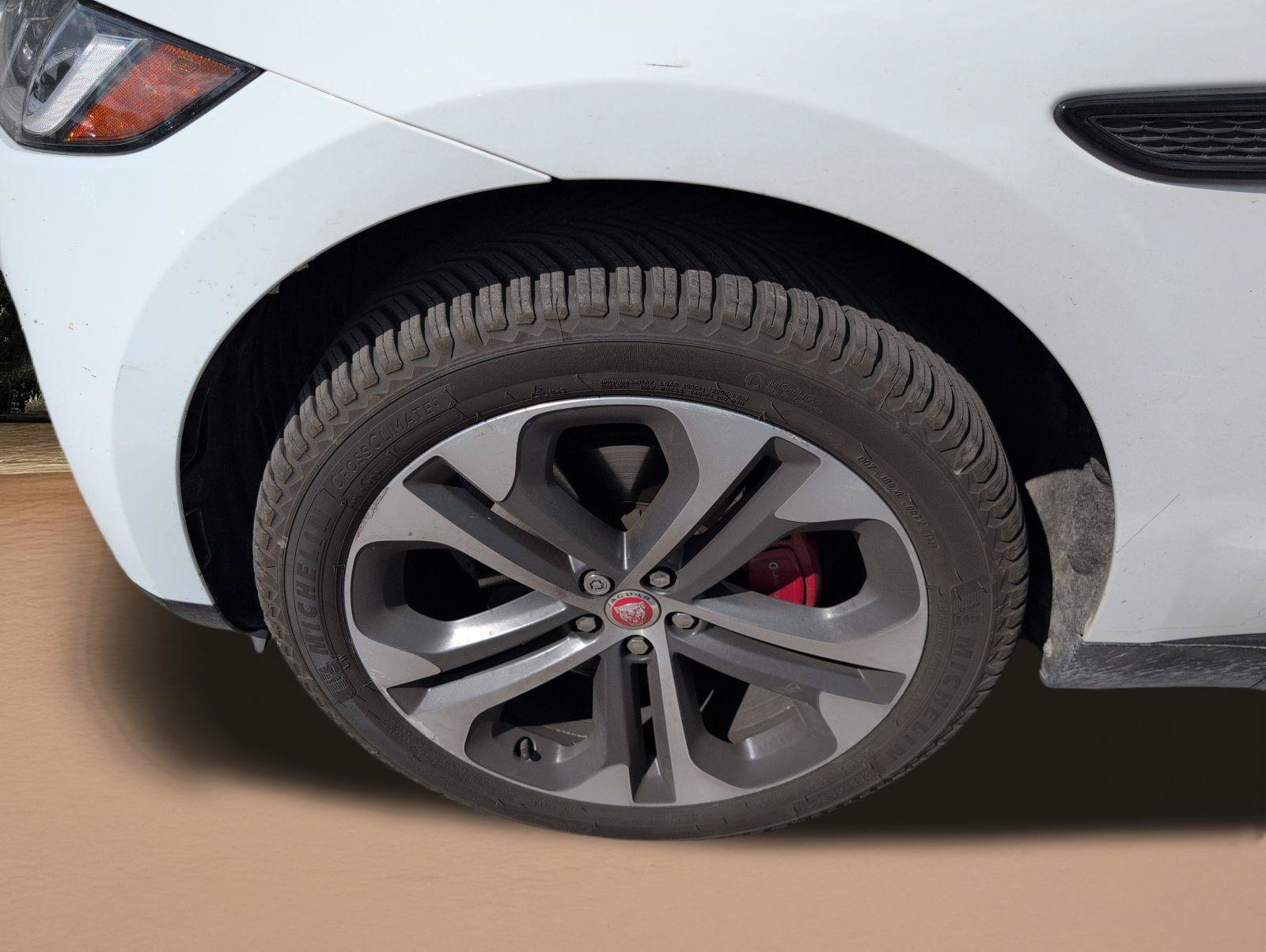 Used 2023 Jaguar F-PACE S AWD/4WD image 8