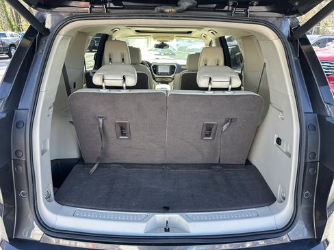 Used 2017 GMC Acadia Denali image 21